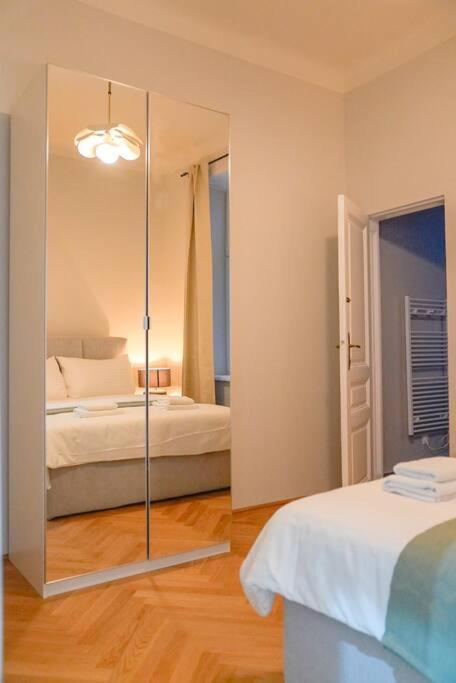 Boutique Suite Near Museum District Vienna Esterno foto