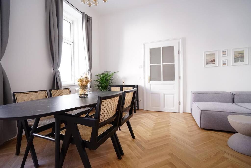 Boutique Suite Near Museum District Vienna Esterno foto