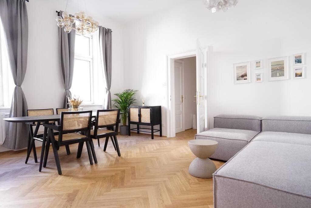 Boutique Suite Near Museum District Vienna Esterno foto